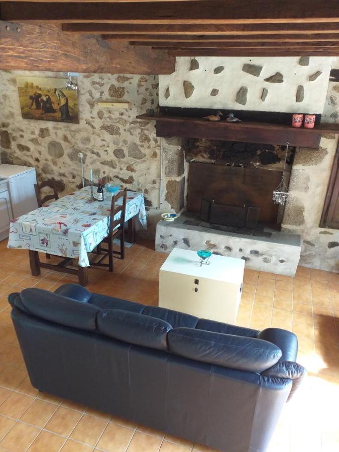 Gite Moulin De Ludieras Busserolles Bagian luar foto